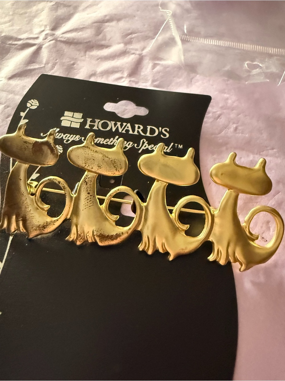 Vintage Four Cat Brooch Gold Tone Long Neck Curled Tail Kitty Statement Pin